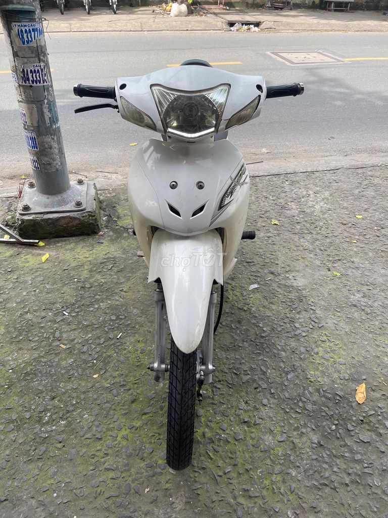 Cân thanh lý xe 50cc. Mua bán Xe máy tại Quận Bình Tân Tp Hồ Chí Minh được đăng bởi lê khuyên hình 3