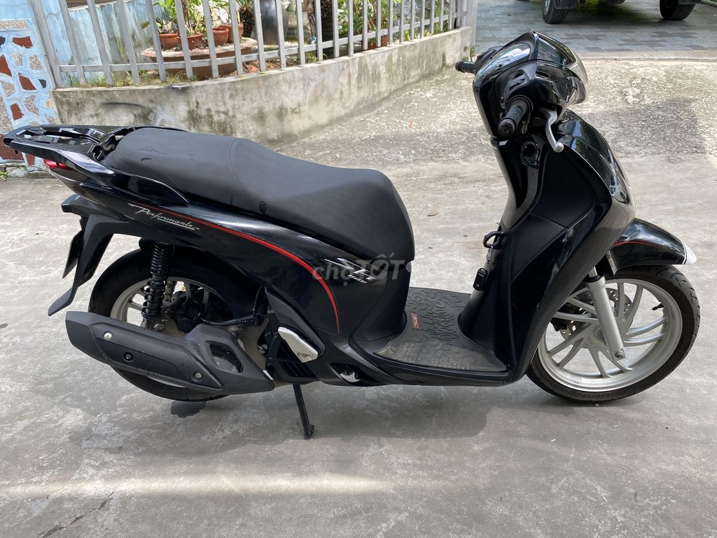 Bán xe SH 150 zin chất còn đẹp như hình. Mua bán Xe máy tại Quận Kiến An Hải Phòng được đăng bởi tung hình 2