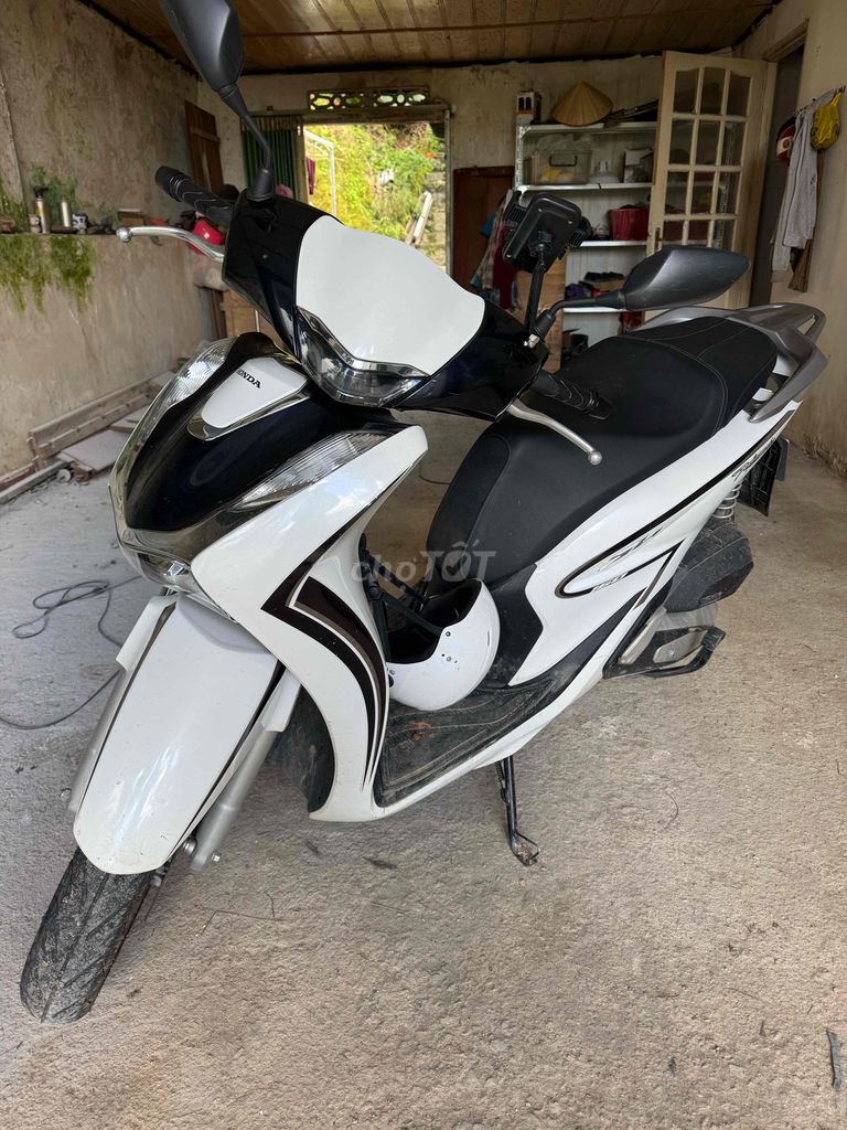 sh 160 tháng 6 2024 12500km sh160. Mua bán Xe máy tại Thành phố Đà Lạt Lâm Đồng được đăng bởi Hoàng Minh hình 1