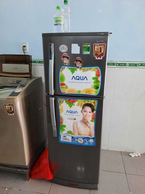 Thanh lý tủ lạnh sanyo 228 lít gia đình sử dụng