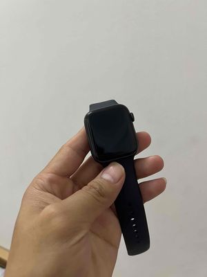 Apple Watch đã qua sử dụng còn máy còn đẹp