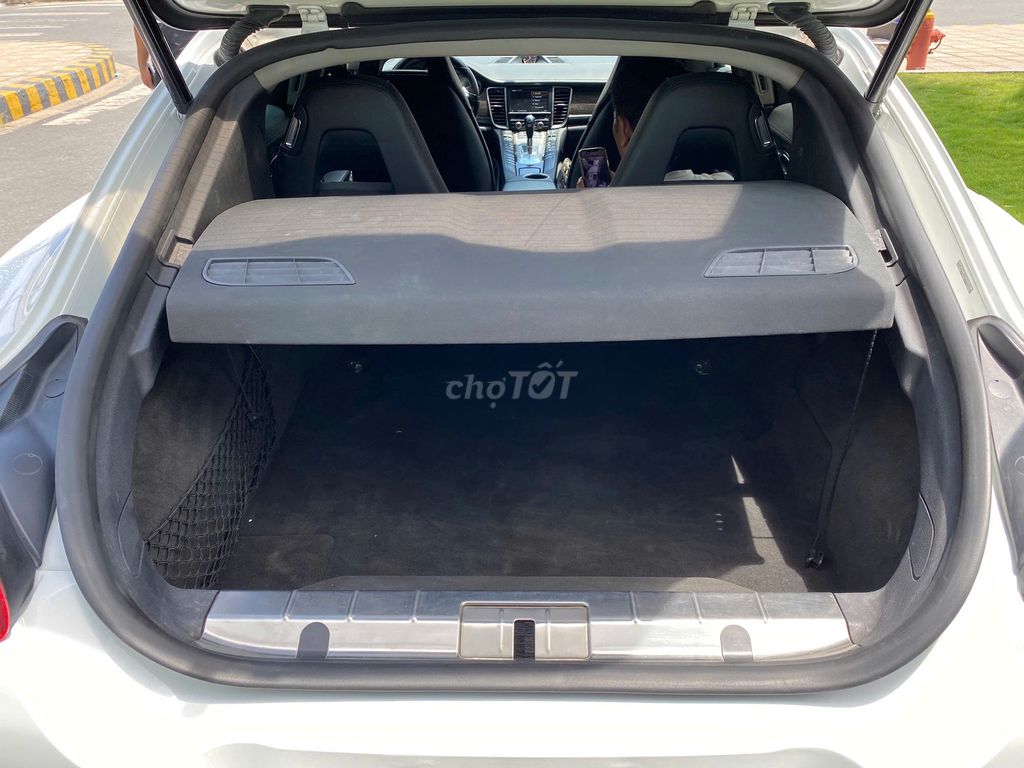 𝐏𝐨𝐫𝐬𝐜𝐡𝐞 𝐏𝐚𝐧𝐚𝐦𝐞𝐫𝐚 𝐒 𝐇𝐲𝐛𝐫𝐢𝐝 -  thể thao hạng sang. Mua bán Ô tô tại Quận Bình Tân Tp Hồ Chí Minh được đăng bởi Phạm Minh Tuân hình 18