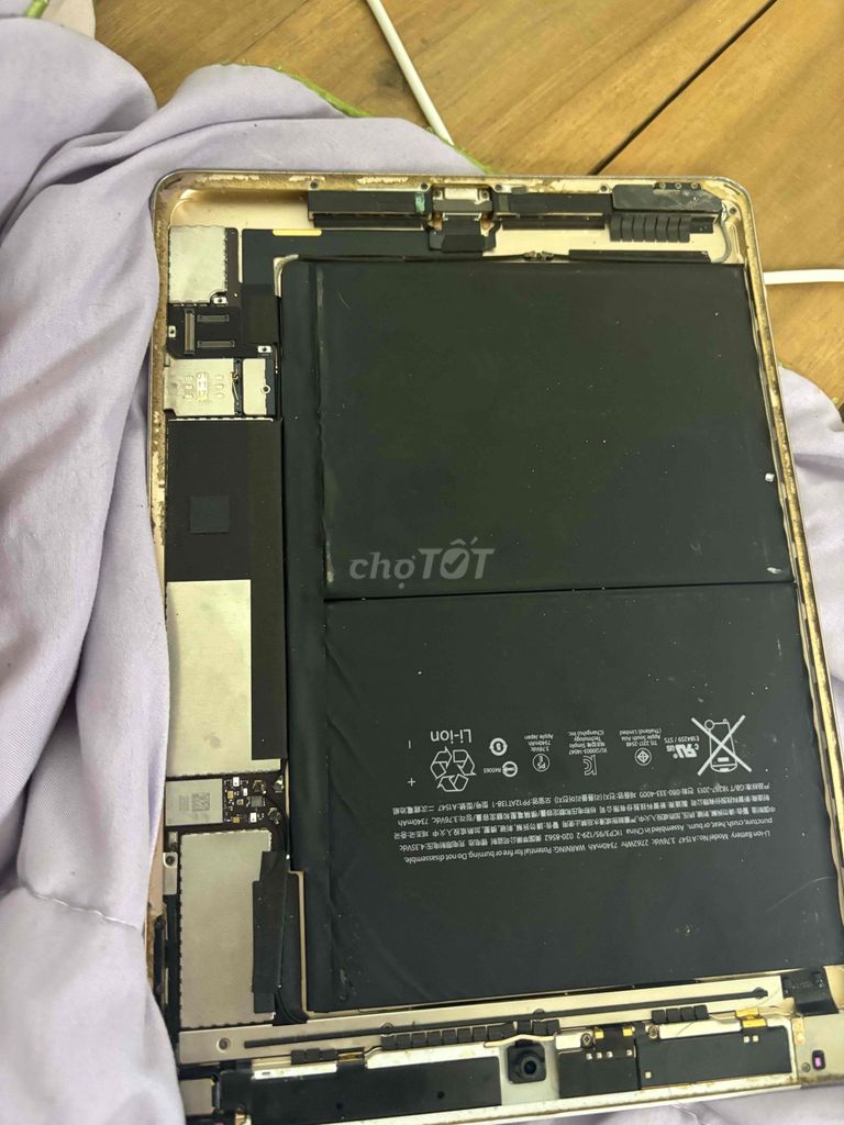 Apple iPad Air 2 Vàng Xác máy. Mua bán Máy tính bảng tại Quận Bắc Từ Liêm Hà Nội được đăng bởi Nguyễn Gia Hoàng Anh hình 1