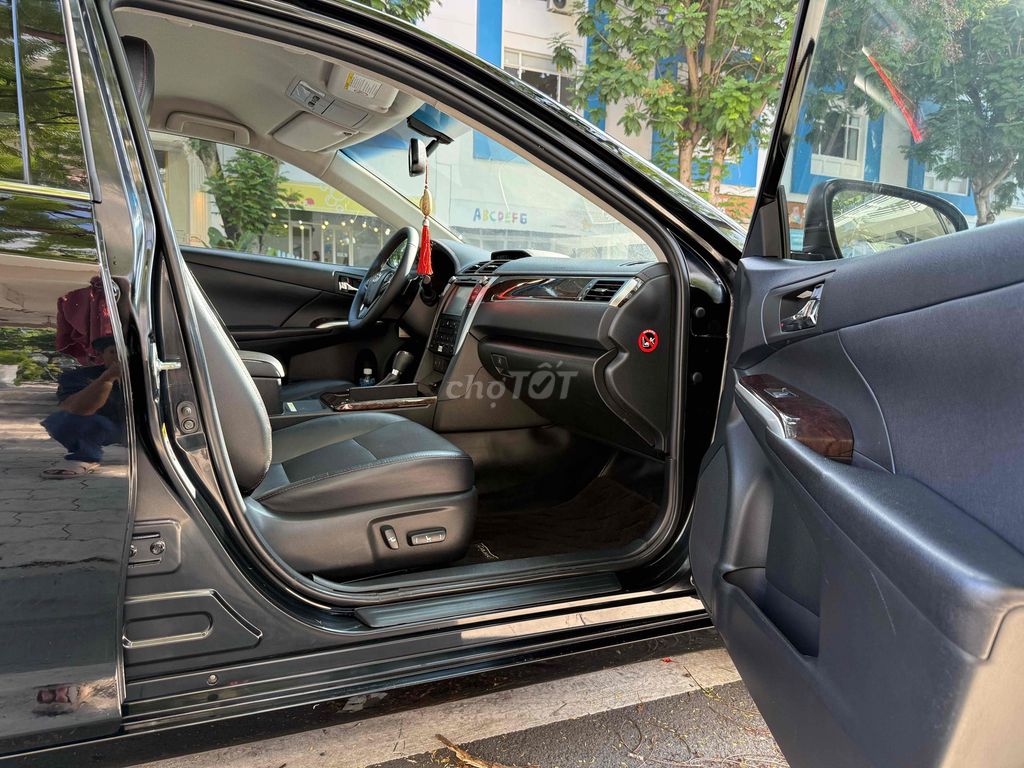 Toyota Camry 2016 2.5Q - 105000 km. Mua bán Ô tô tại Quận 7 Tp Hồ Chí Minh được đăng bởi Bao le hình 7