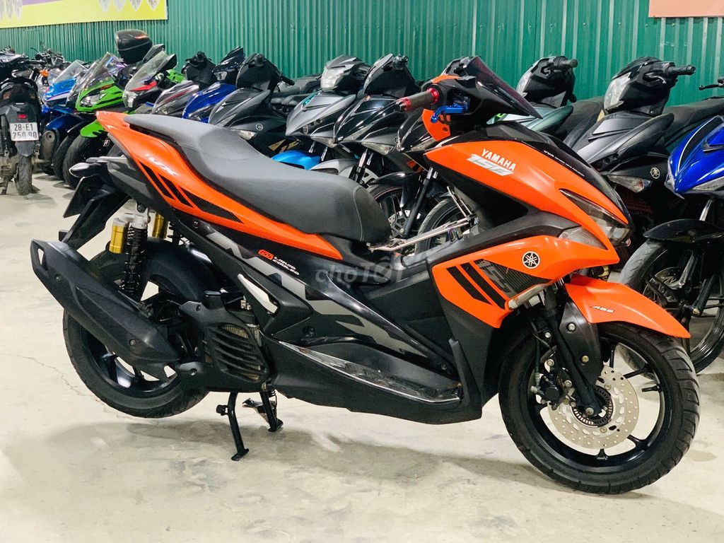 XE MÁYTHANH TÙNG_NVX 155 ABS CAM ĐEN MÀU HÓT. Mua bán Xe máy tại Quận Nam Từ Liêm Hà Nội được đăng bởi THANH TÙNG hình 2