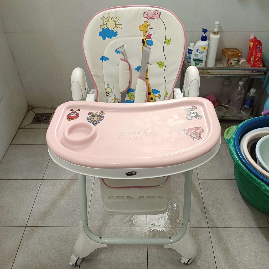 Ghế ăn dặm nhựa Hồng. Mua bán Mẹ và bé tại Quận Hoàng Mai Hà Nội được đăng bởi Dũng Nguyễn Việt hình 1