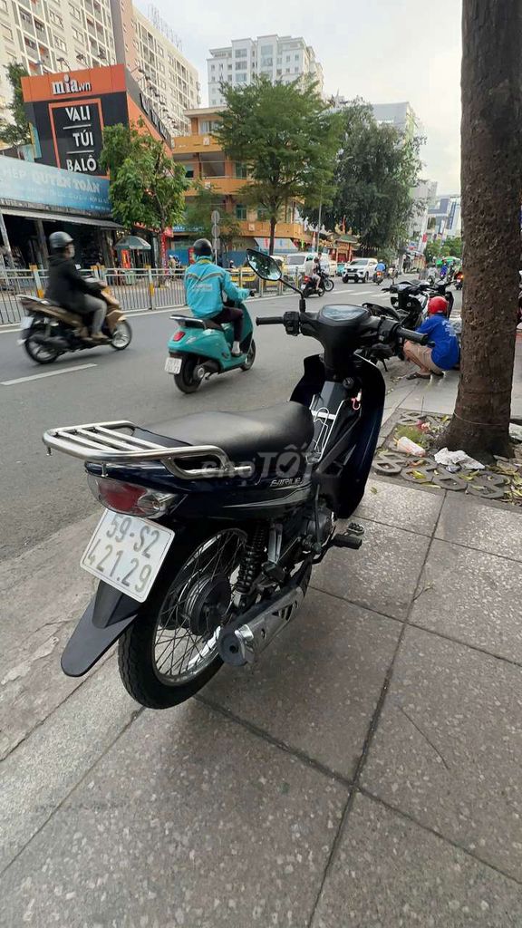 Yamaha Sirius RC 2017 Xanh đen Đã qua sử dụng. Mua bán Xe máy tại Quận Tân Phú Tp Hồ Chí Minh được đăng bởi Tuanduy hình 3