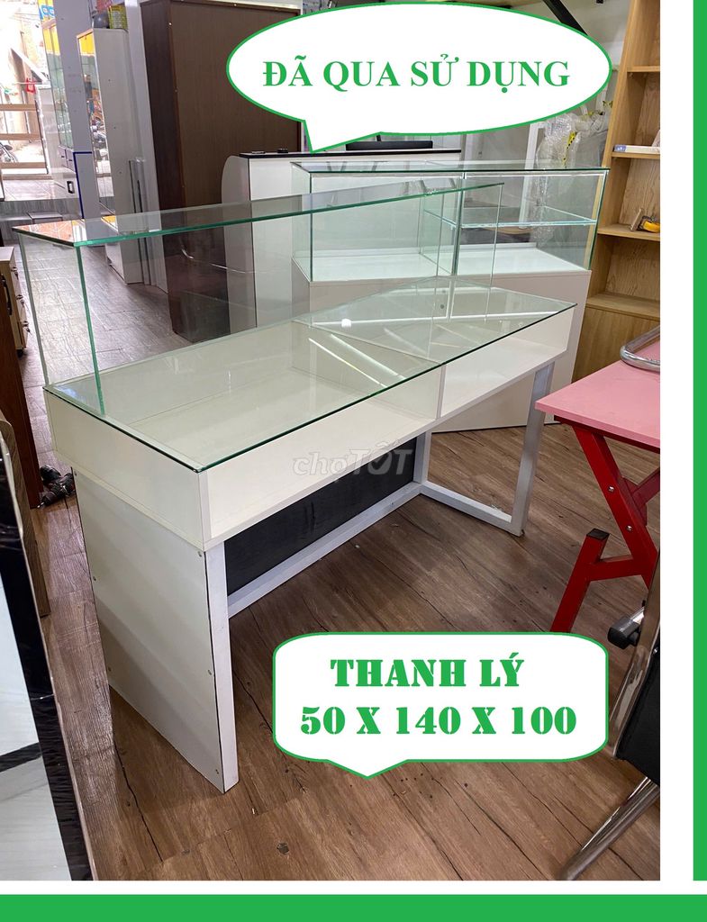 THANH LÝ QUẦY KÍNH 50X140X100CM CHÂN SẮT ỐP VÁN. Mua bán Tủ, kệ gia đình tại Quận Tân Phú Tp Hồ Chí Minh được đăng bởi Nội Thất Bàn Tủ Kệ Cửa Hàng Và Văn Phòng hình 1