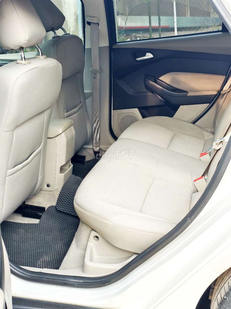 Ford Focus 2017 Trend Sedan Chuẩn odo 52125. Mua bán Ô tô tại Quận Tân Phú Tp Hồ Chí Minh được đăng bởi Đỗ Hoàng hình 9