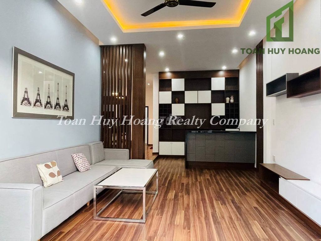 CHO THUÊ VILLA SÂN VƯỜN - 4 PHÒNG NGỦ - 25 TRIỆU