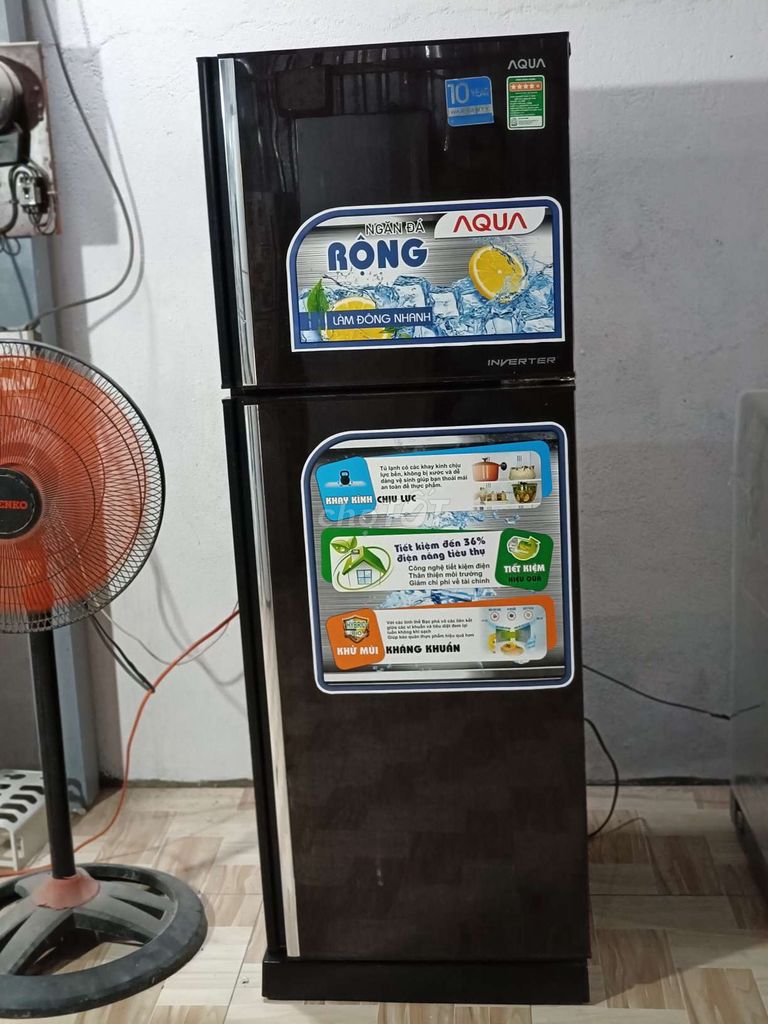 Tủ lạnh AQUA Inverter 250lit. Có BH6 tháng.