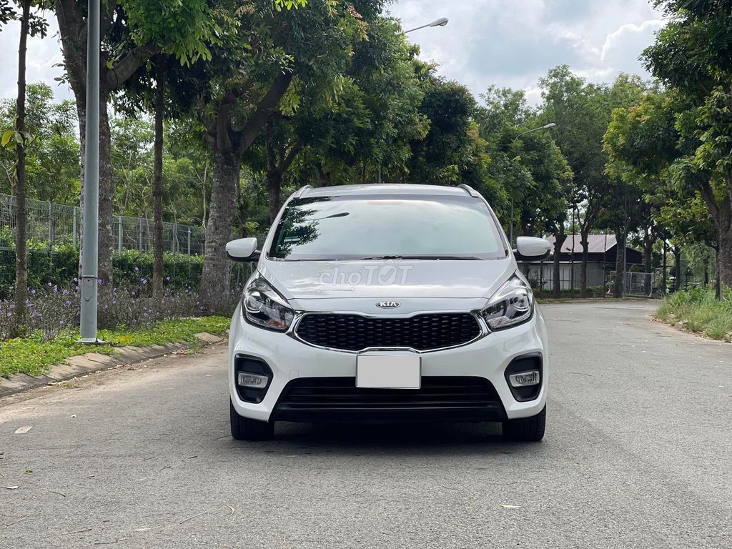 Kia Rondo 2019 số sàn màu trắng. Mua bán Ô tô tại Quận Gò Vấp Tp Hồ Chí Minh được đăng bởi Xuân Trường hình 1