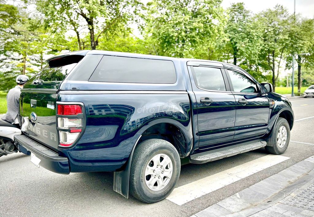 Mình bán 1 xe bán tải Ford Ranger XLS 2.2  AT 2021. Mua bán Ô tô tại Quận Hoàng Mai Hà Nội được đăng bởi Khiêm Ôtô hình 4