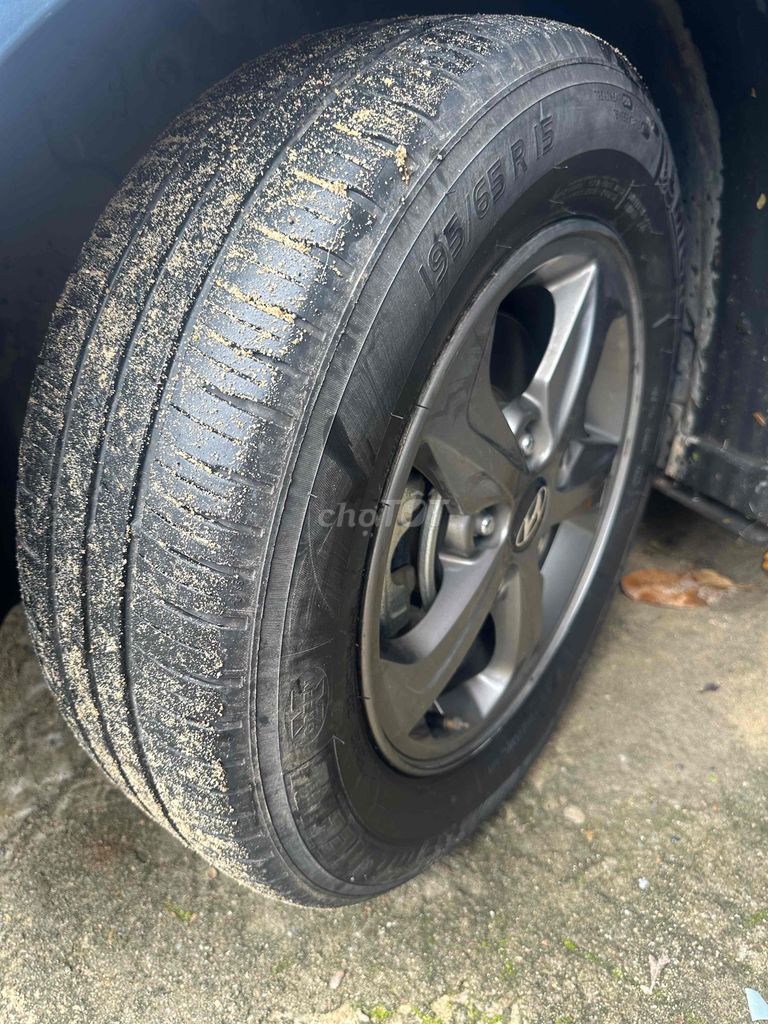 Hyundai Elantra GLS MT 2016 1.6 MT. Mua bán Ô tô tại Quận Sơn Trà Đà Nẵng được đăng bởi Ánh Dương hình 19