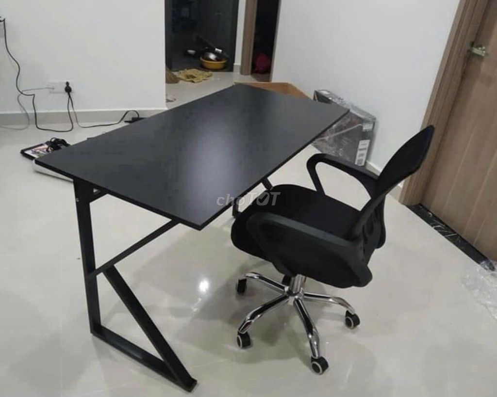 BÀN LÀM VIỆC CHỮ U,K,Z,Y GIÁ RẺ, NEW 99%. Mua bán Bàn ghế tại Quận Cẩm Lệ Đà Nẵng được đăng bởi Kho Nội Thất MT  hình 5