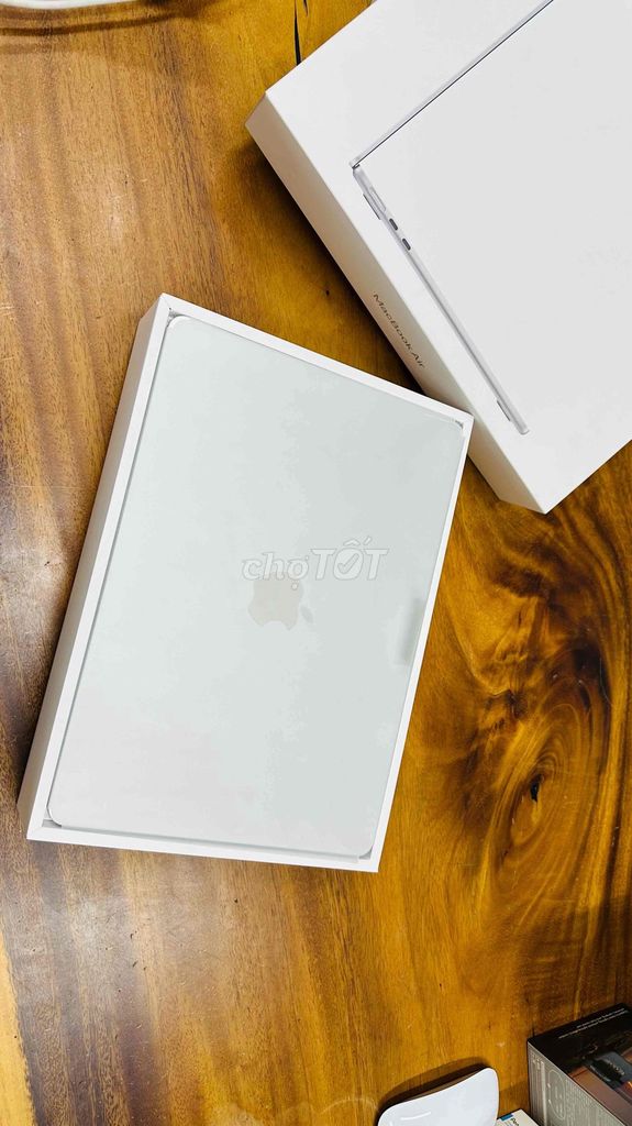 Apple MacBook Air M4 13 inch 16GB/256GB. Mua bán Laptop tại Thành phố Thủ Dầu Một Bình Dương được đăng bởi ĐĂNG KHOA SERVICE CENTER hình 1