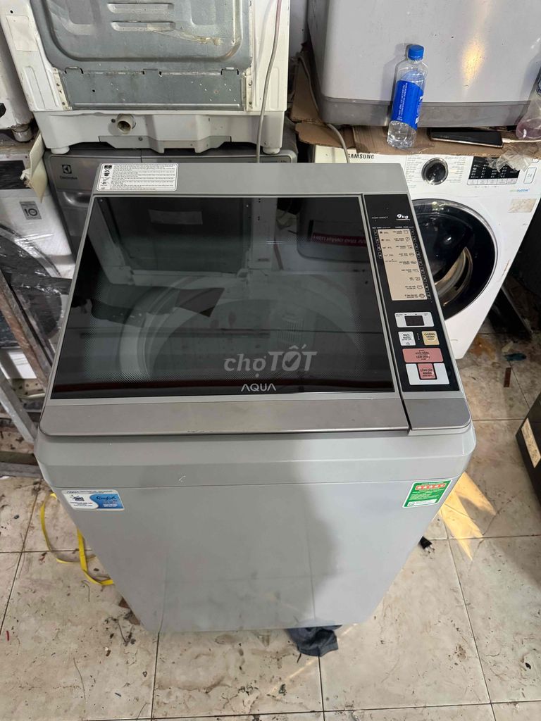 Máy giặt Aqua 9kg đẹp như mới. Mua bán Máy giặt tại Quận Ninh Kiều Cần Thơ được đăng bởi Hàng Điện Máy Thanh Lý hình 1