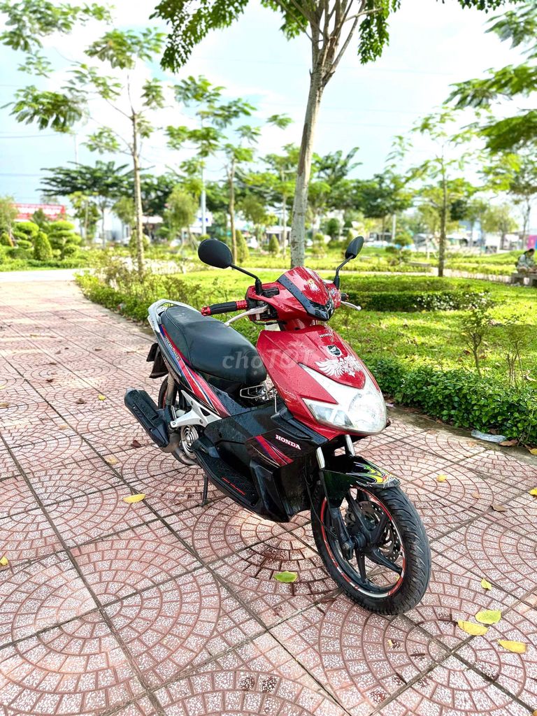 🛵Honda Air Blade 110 Máy Zin Êm Cực Kì Ngon. Mua bán Xe máy tại Huyện Phong Điền Cần Thơ được đăng bởi Danh Hà hình 1