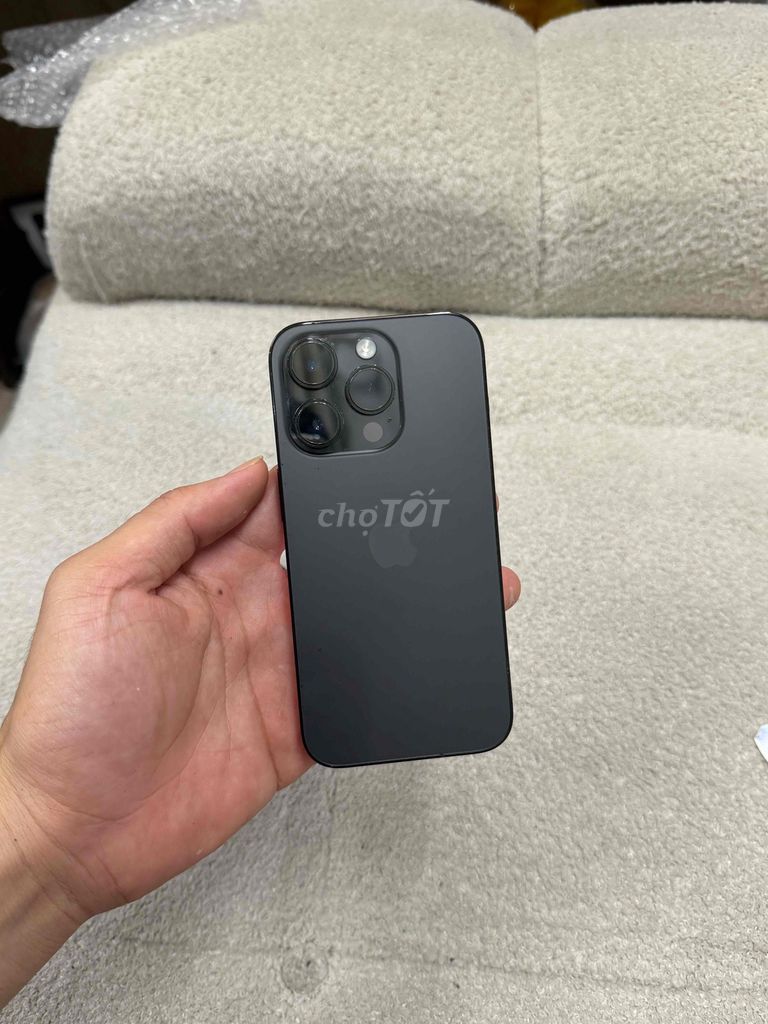 iPhone 14 Pro 256GB Quốc tế - zin nguyên bản Full. Mua bán Điện thoại tại Quận 12 Tp Hồ Chí Minh được đăng bởi Hoàng minh tiến  hình 1