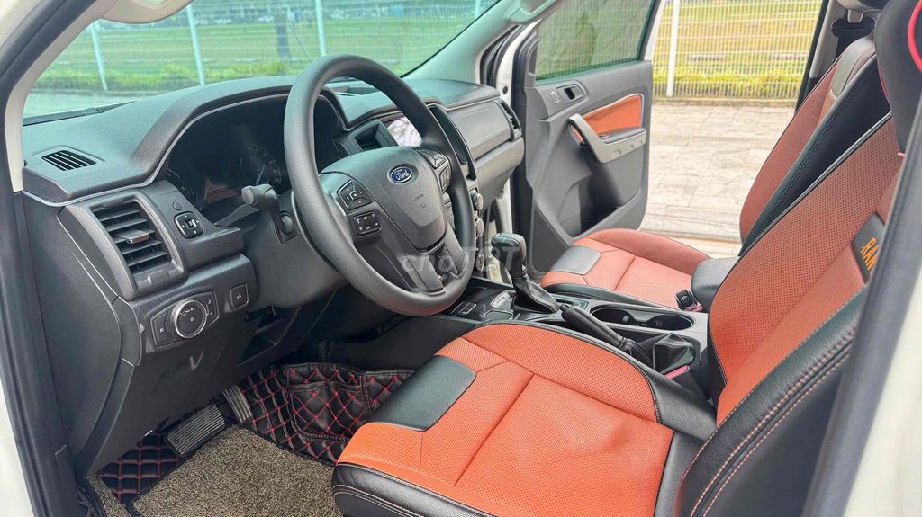 Ford Ranger 2020 XLS 2.2L 4x2 AT - 100000 km. Mua bán Ô tô tại Huyện Thanh Oai Hà Nội được đăng bởi Autu Đăng Khánh hình 10