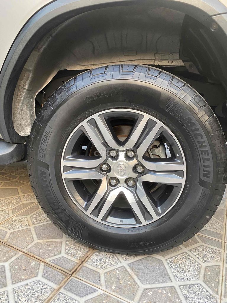 Toyota Fortuner 2019 2.4G 4x2 MT - 108000 km. Mua bán Ô tô tại Huyện Đất Đỏ Bà Rịa - Vũng Tàu được đăng bởi  nguyen kim hình 4