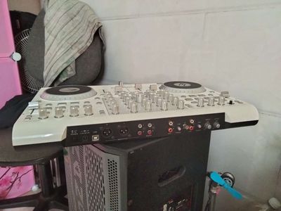 Bàn DJ QuadMix 800. Mua bán Nhạc cụ tại Huyện Bình Chánh Tp Hồ Chí Minh được đăng bởi Tên chưa cung cấp