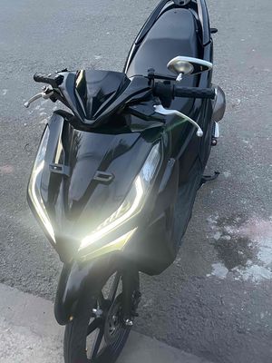 Xe em đang chạy   Cần ra đi 33x fiz nhẹ ae đang kẹ. Mua bán Xe máy tại Thị xã Bến Cát Bình Dương được đăng bởi Nhật Trần