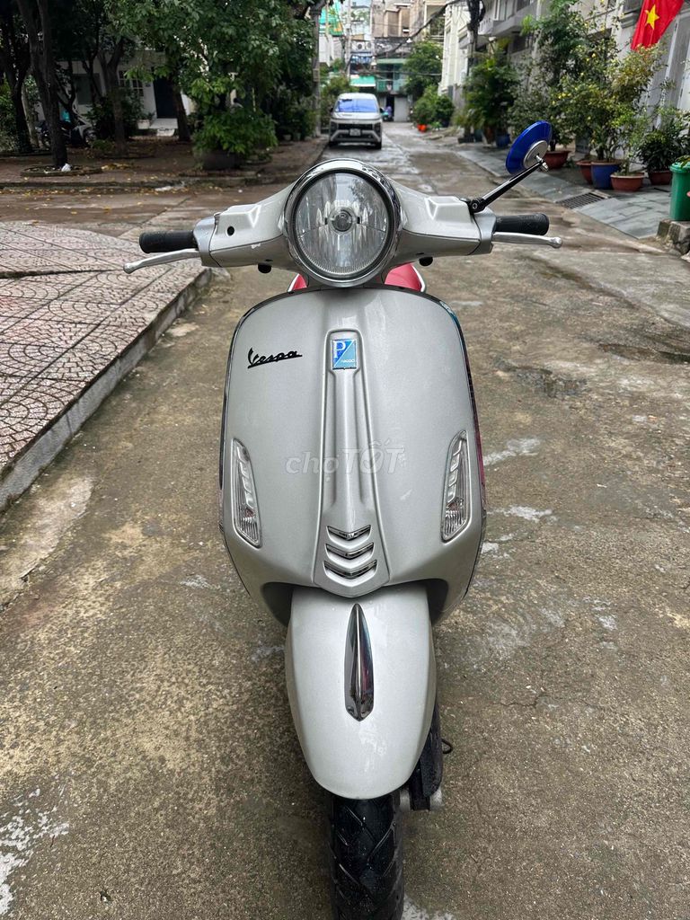 Vespa Primavera 3vie 2016, BSTP 1 chủ công chứng. Mua bán Xe máy tại Quận Bình Thạnh Tp Hồ Chí Minh được đăng bởi Lê Nhân hình 2