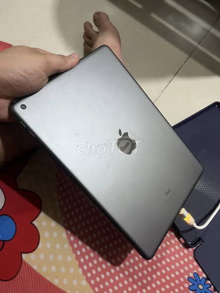 Apple iPad Gen 7 32GB Xám. Mua bán Máy tính bảng tại Quận 8 Tp Hồ Chí Minh được đăng bởi Hội Đồ Điện Tử hình 1