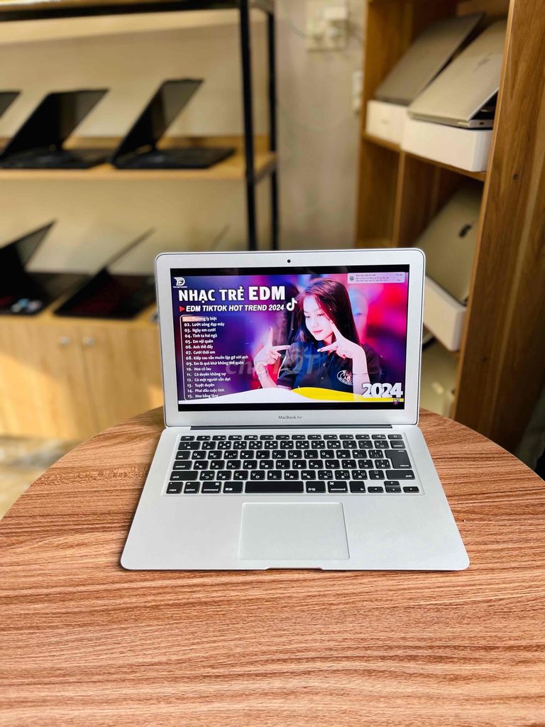 Macbook Air 2016 I5/8/128G máy đẹp 98%