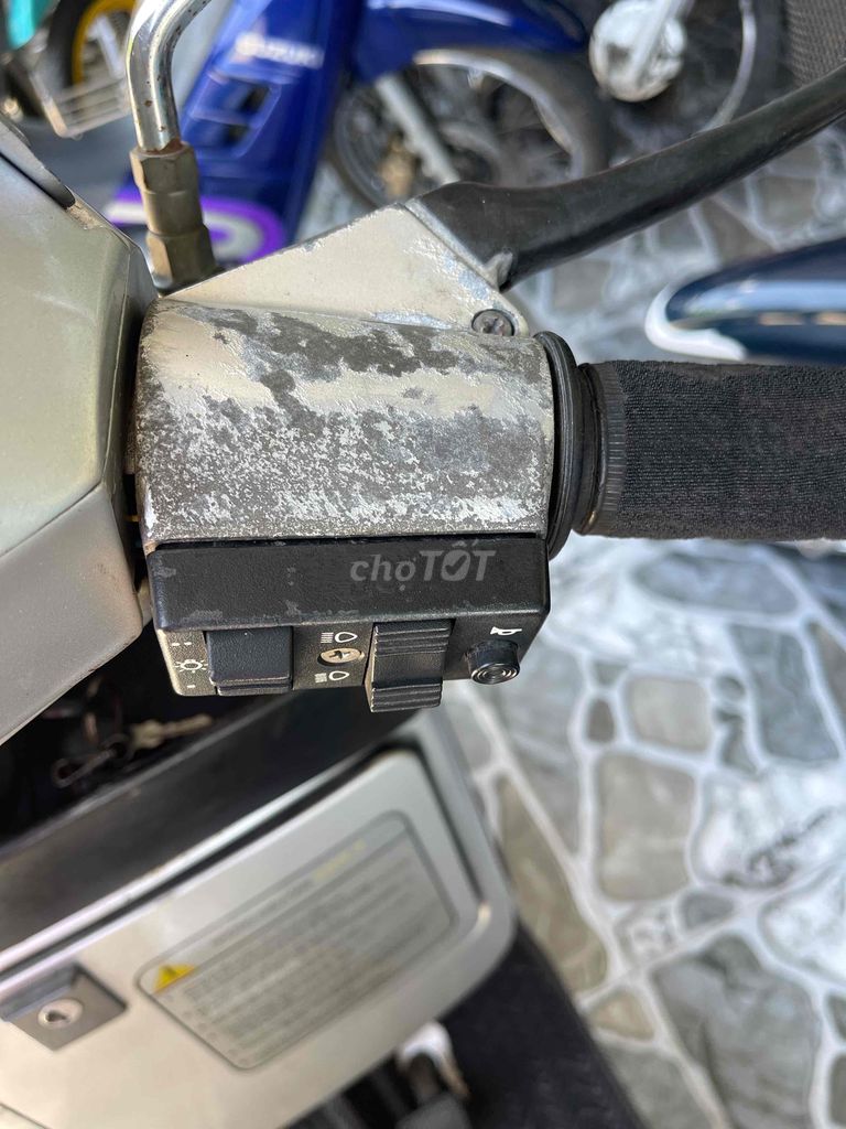 vespa-T150 xe zin còn rất đẹp. Mua bán Xe máy tại Thành phố Ngã Bảy Hậu Giang được đăng bởi nguyen van tai hình 5