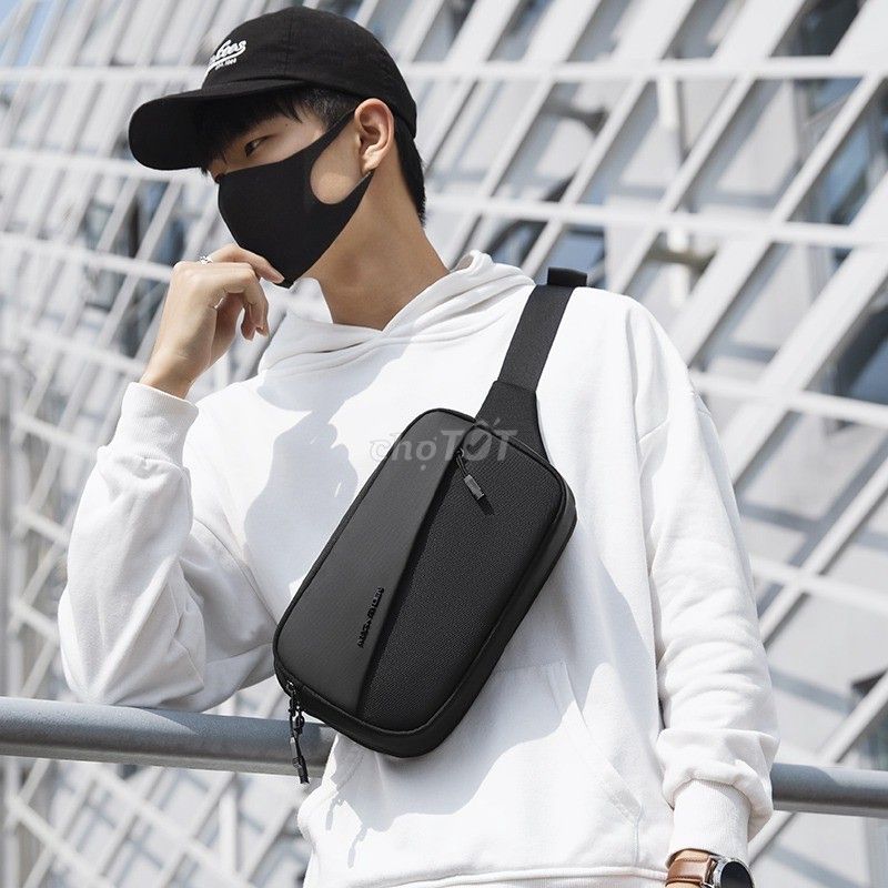 Túi Đeo Chéo Cao Cấp Mark Ryden MR8112. Mua bán Túi xách tại Quận Phú Nhuận Tp Hồ Chí Minh được đăng bởi Văn hình 1