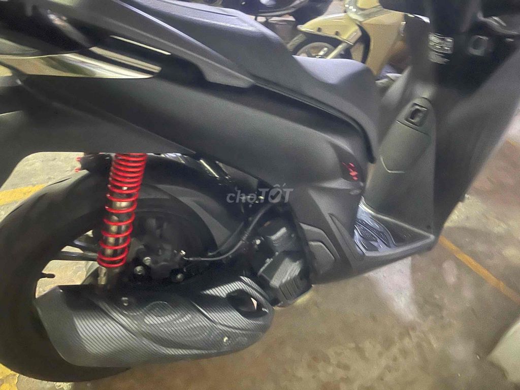 Honda SH160i 2024 черный Вьетнам