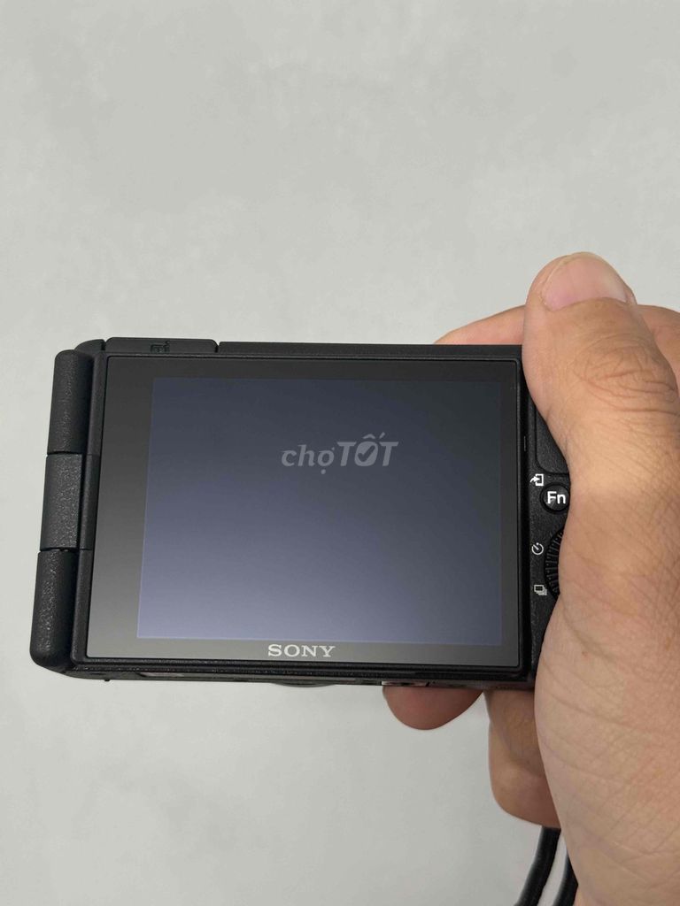 Máy ảnh Sony ZV1 Đen Như mới. Mua bán Máy ảnh, Máy quay tại Quận Ninh Kiều Cần Thơ được đăng bởi Tuấn Lê hình 1