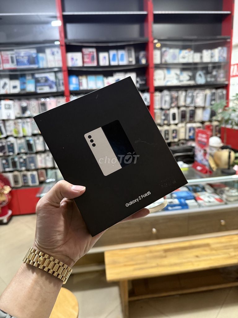 Z Fold5 New Seal 256G tồn kho thanh lý. Mua bán Điện thoại tại Quận Thanh Xuân Hà Nội được đăng bởi Vinh Râu Samsung hình 1
