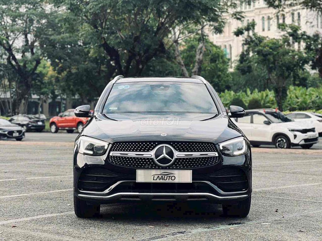 Mercedes Benz GLC 300 4MATIC 2020