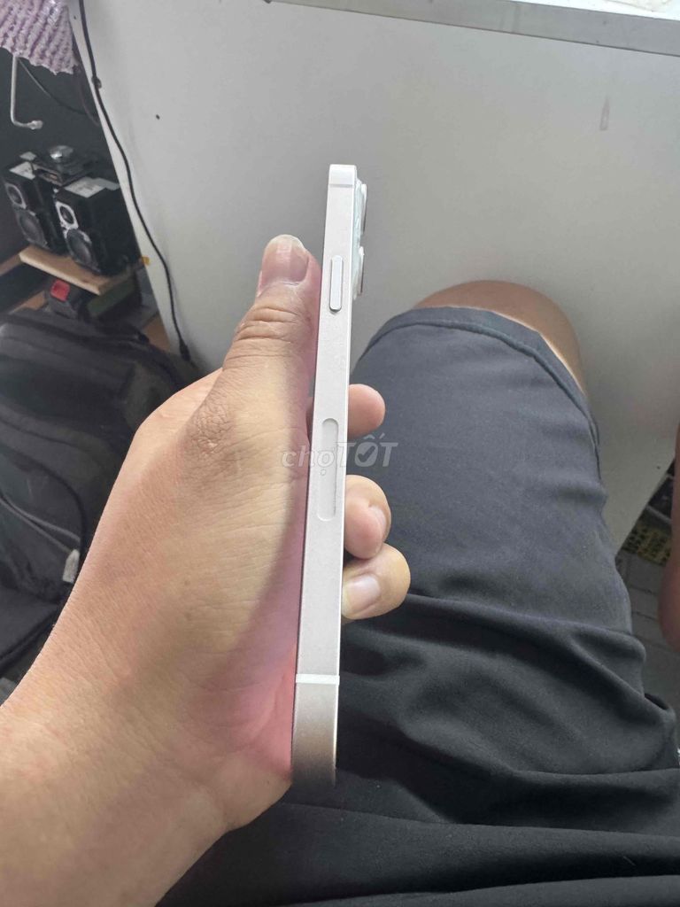 iPhone 14 Plus 128GB Trắng. Mua bán Điện thoại tại Quận 7 Tp Hồ Chí Minh được đăng bởi huy hình 1
