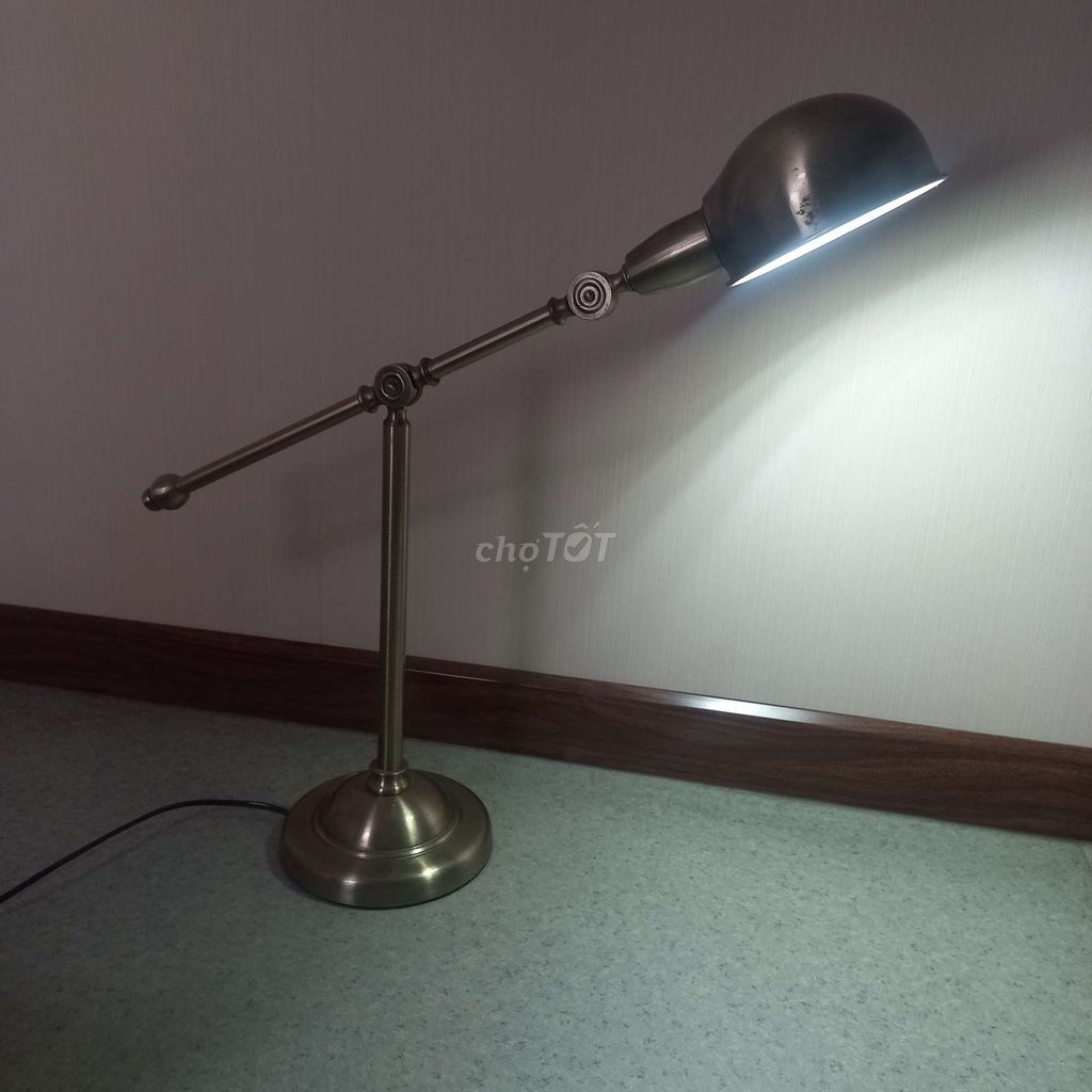 Đèn bàn Đồng thau Cổ điển trang trí. Mua bán Đèn tại Thành phố Thủ Đức Tp Hồ Chí Minh được đăng bởi Khoa Trần hình 1