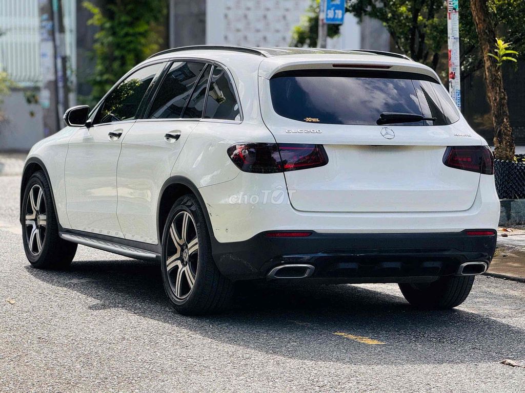 Mercedes GLC200 4Matic 2021 Trắng/Kem 53.000Km. Mua bán Ô tô tại Huyện Bình Chánh Tp Hồ Chí Minh được đăng bởi Thanh Nhã Xe Lướt Sài Gòn hình 5