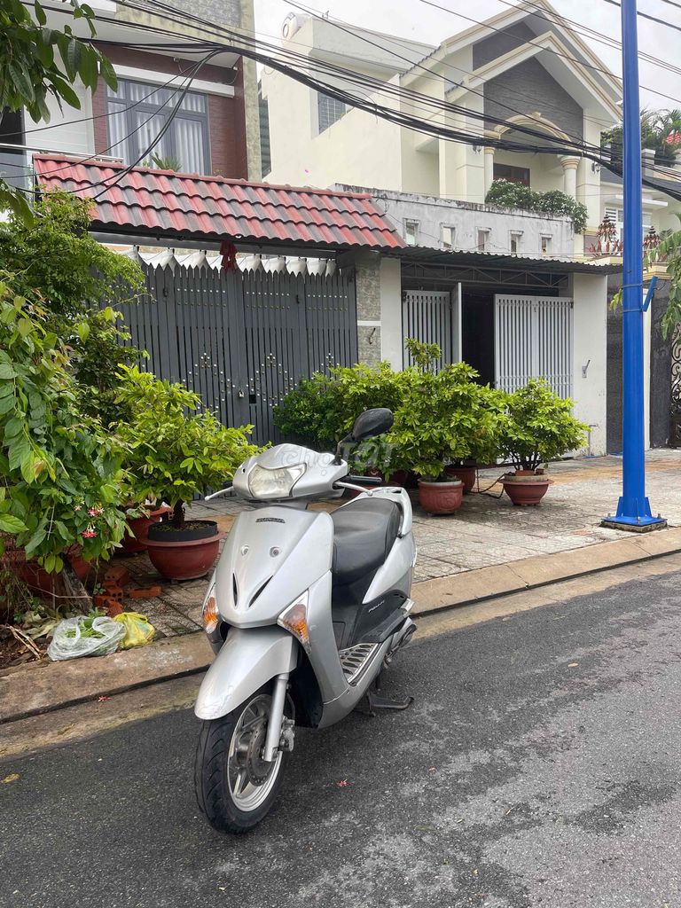 Honda Lead Fi 110, тихий двигатель, номер 72