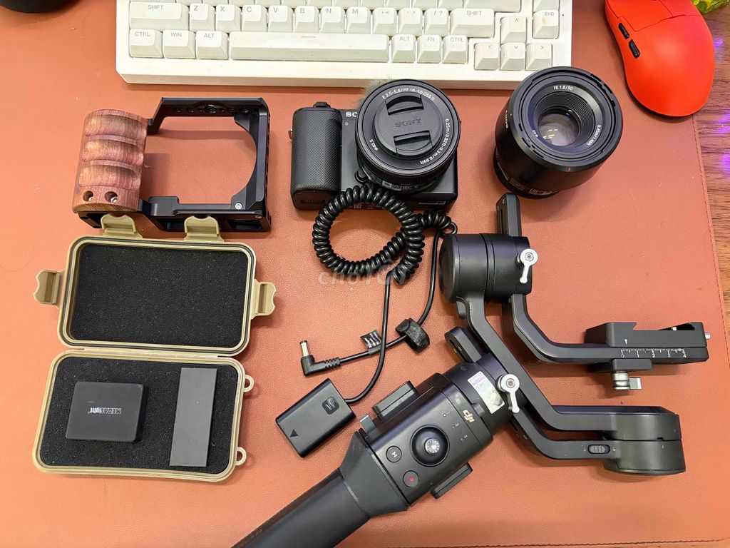 Máy ảnh Sony ZVE-10 Đã qua sử dụng. Mua bán Máy ảnh, Máy quay tại Thành phố Phú Quốc Kiên Giang được đăng bởi Trung hình 1