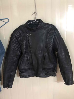 một em áo da moto size L .. Mua bán Quần áo tại Huyện An Dương Hải Phòng được đăng bởi Tu Tang Quang