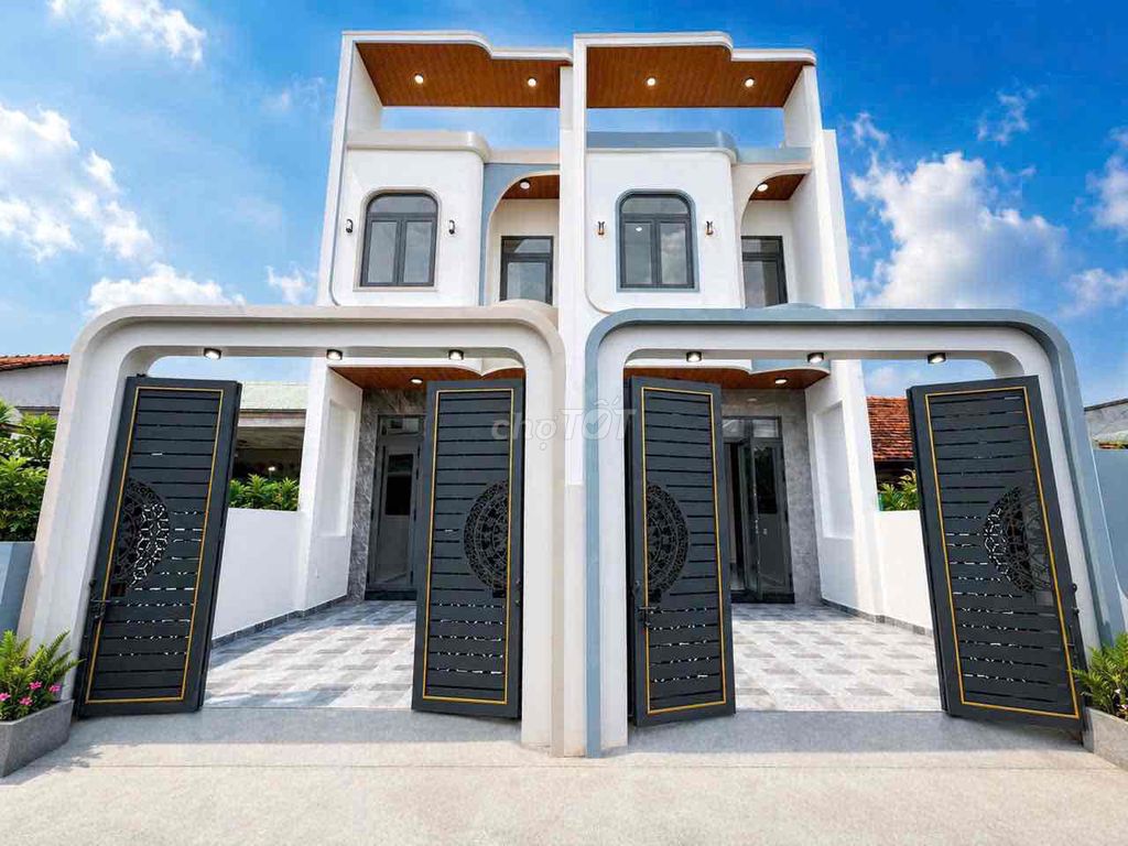 bán 2 căn nhà lầu hoàn công  phường tân vạn