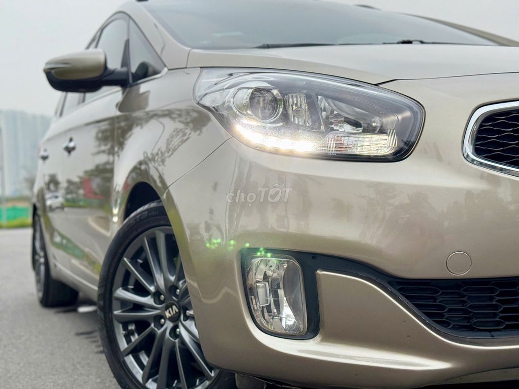 Kia Rondo 2.0 AT 2016. Mua bán Ô tô tại Quận Thanh Xuân Hà Nội được đăng bởi Nguyễn Tuấn Hoàng hình 3