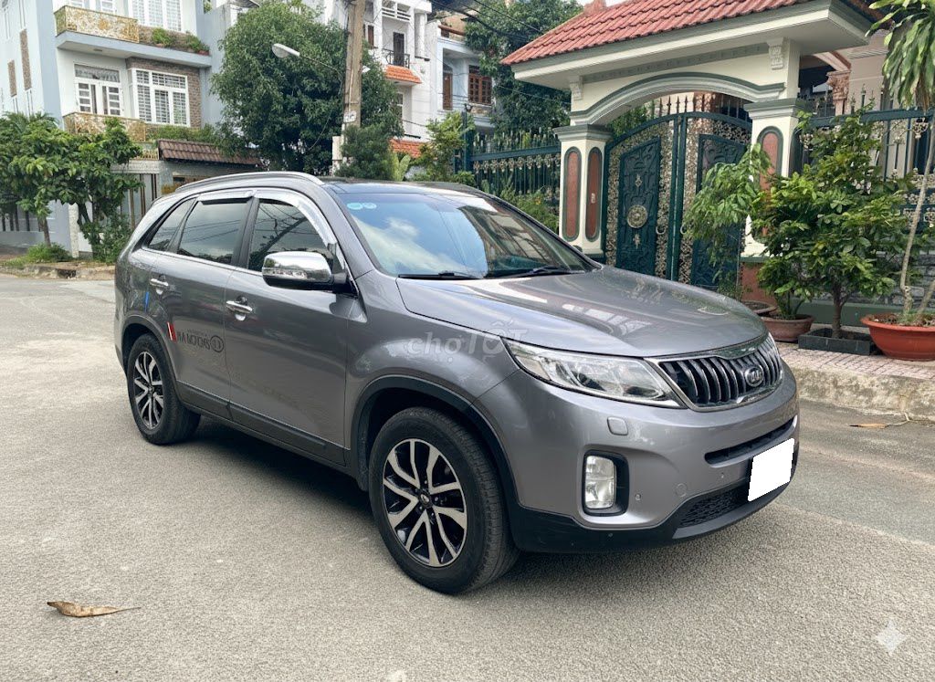 Cần bán Kia Sorento 2020, bản full dầu DATH. Mua bán Ô tô tại Quận Gò Vấp Tp Hồ Chí Minh được đăng bởi Xuân Trường hình 2