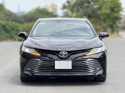 Toyota Camry 2.5Q 2021 Lướt 33.000 km