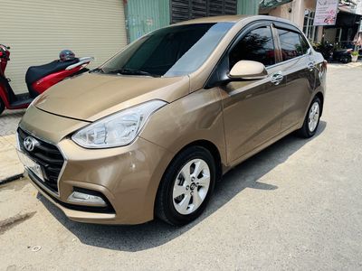 Hyundai Grand i10 Số tự động Vàng cát 5 chỗ