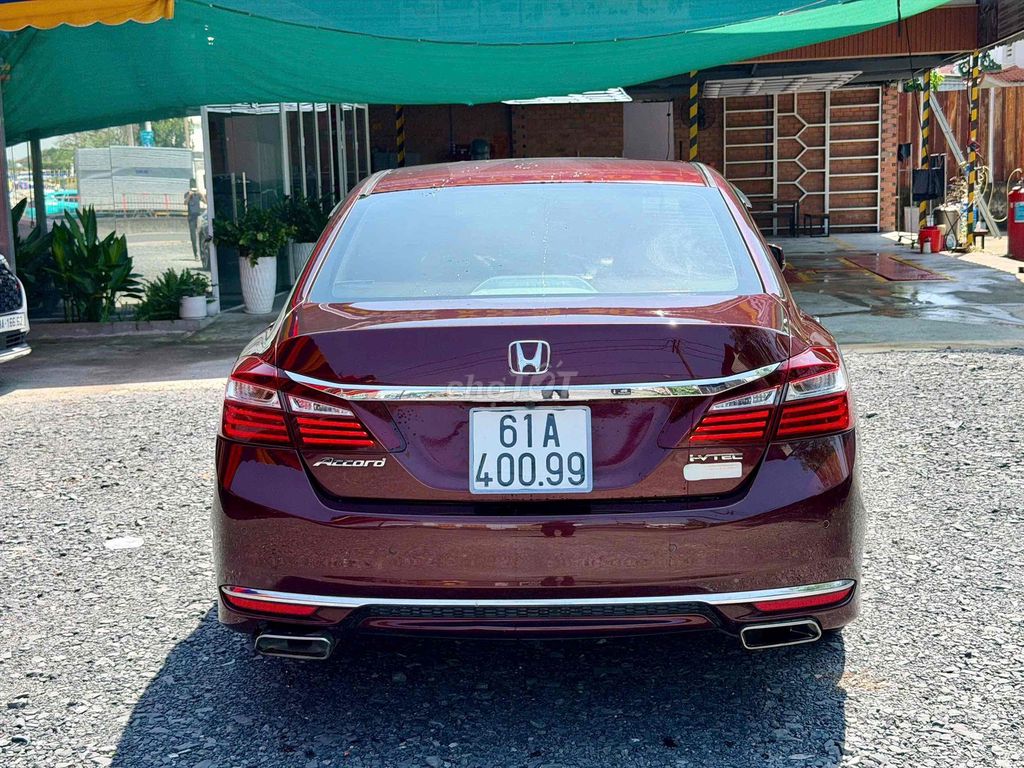 Honda Accord 2017 2.4 AT - 120000 km. Mua bán Ô tô tại Thành phố Thủ Đức Tp Hồ Chí Minh được đăng bởi Đặng Tú Nguyên hình 5