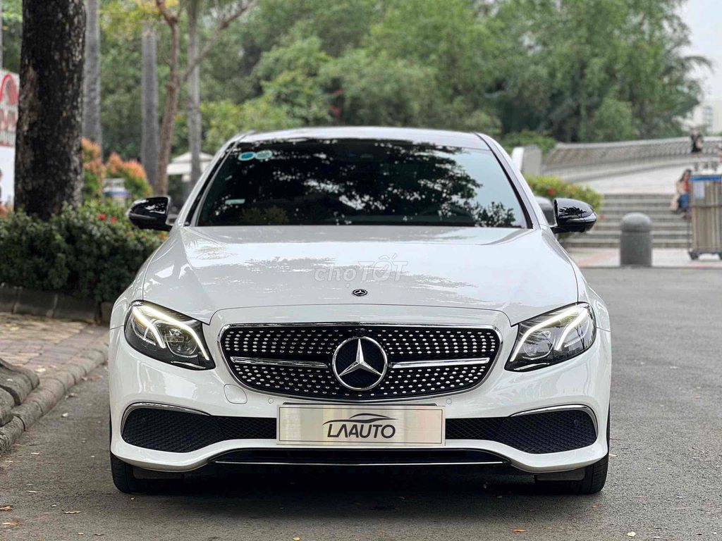 Mercedes Benz E Class 2019 E200 Sport - 530000 km