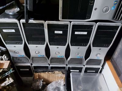 Thanh lý 20 thùng Dell Workstation T5500 24G 120G